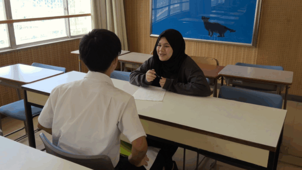 English Assemblyを実施しました